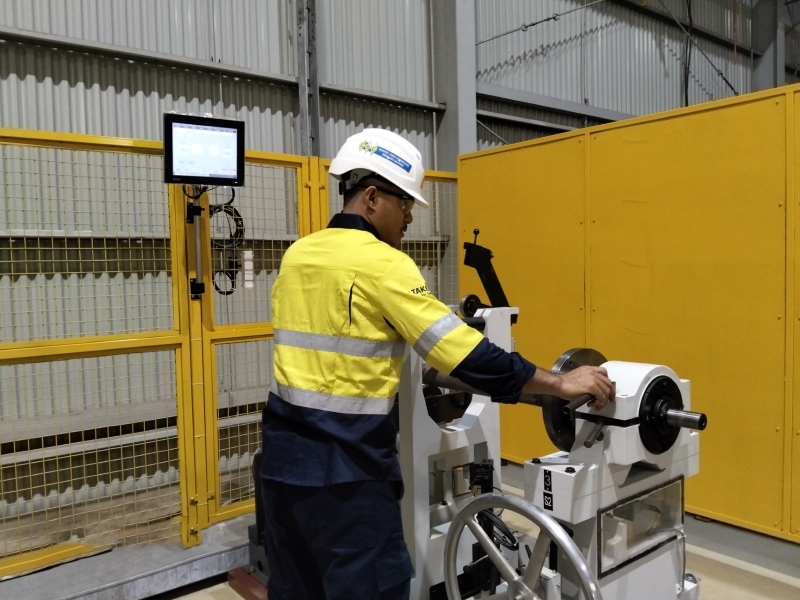 Nusa Utama Engineering Robotic Laser Cladder